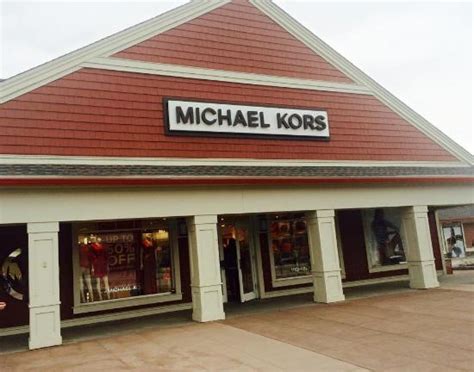 michael kors woodbury outlet